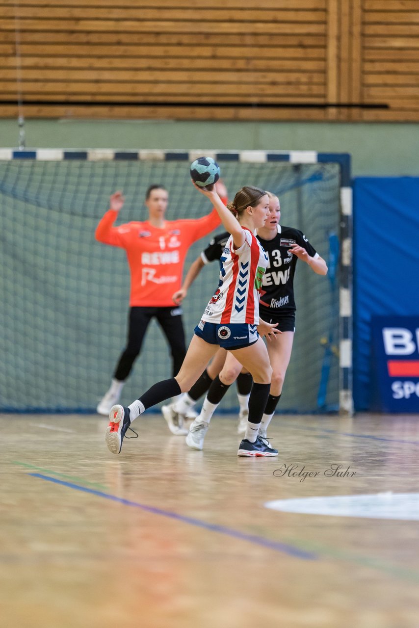 Bild 188 - wCJ SV Henstedt Ulzburg - SG HH-Nord : Ergebnis: 24:24